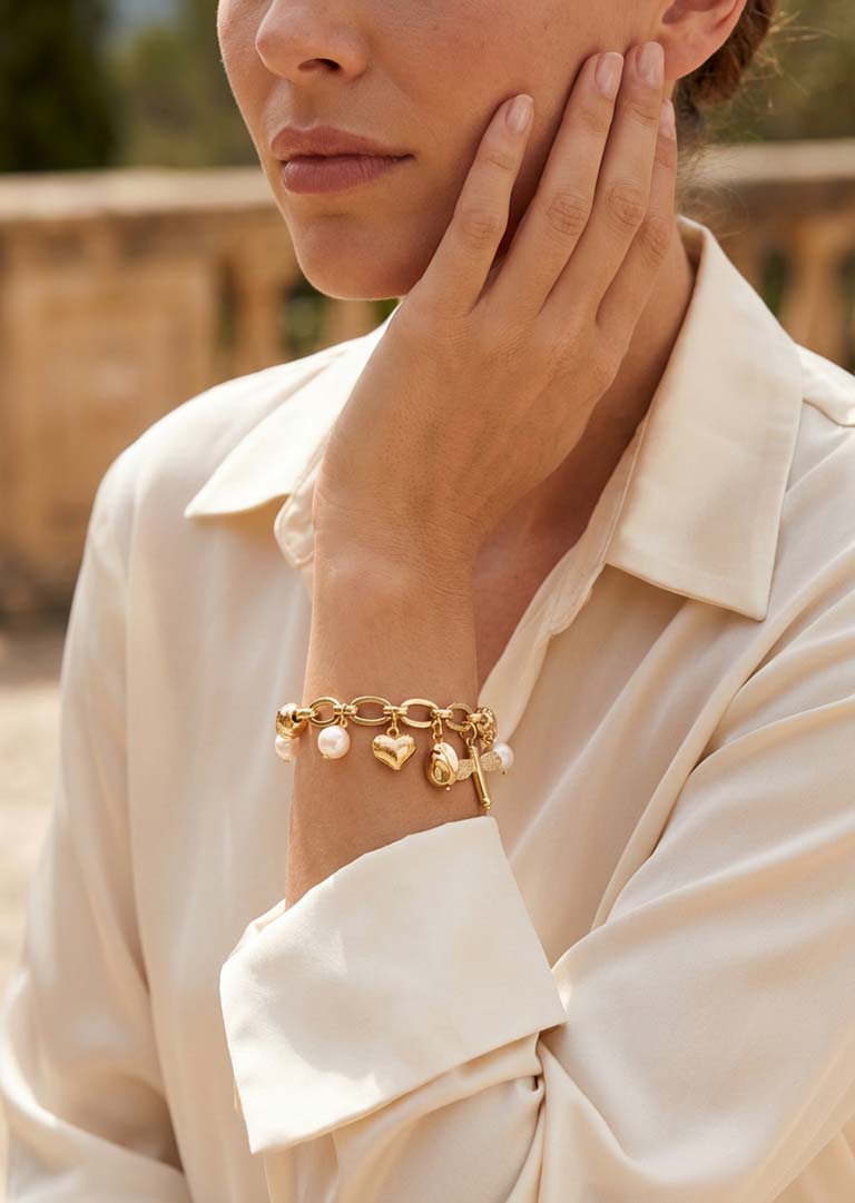 Envy Chainlink Charm Bracelet - Gold