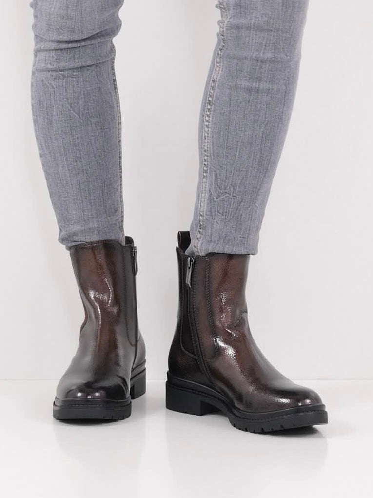 Tamaris Chelsea Boots - Brown